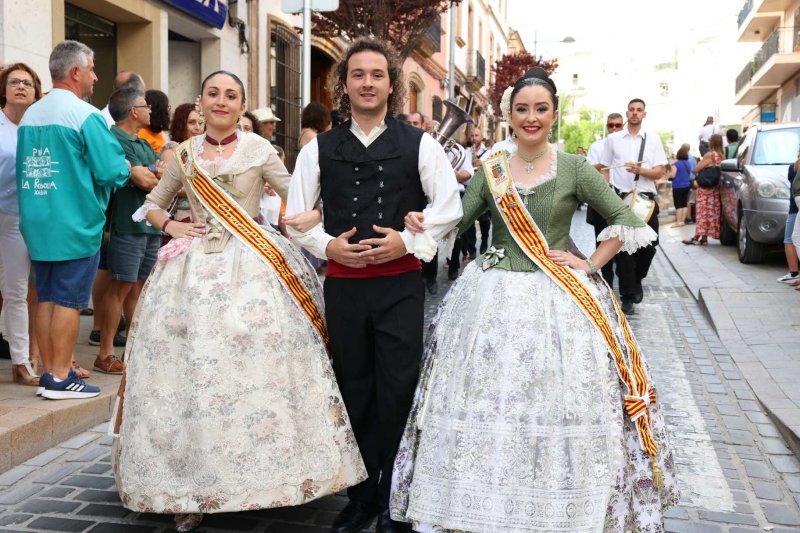 El pregó de Fogueres de Xàbia fa bullir la Plaça de l’Església El pregó de Fogueres de Xàbia fa bullir la Plaça de l’Església